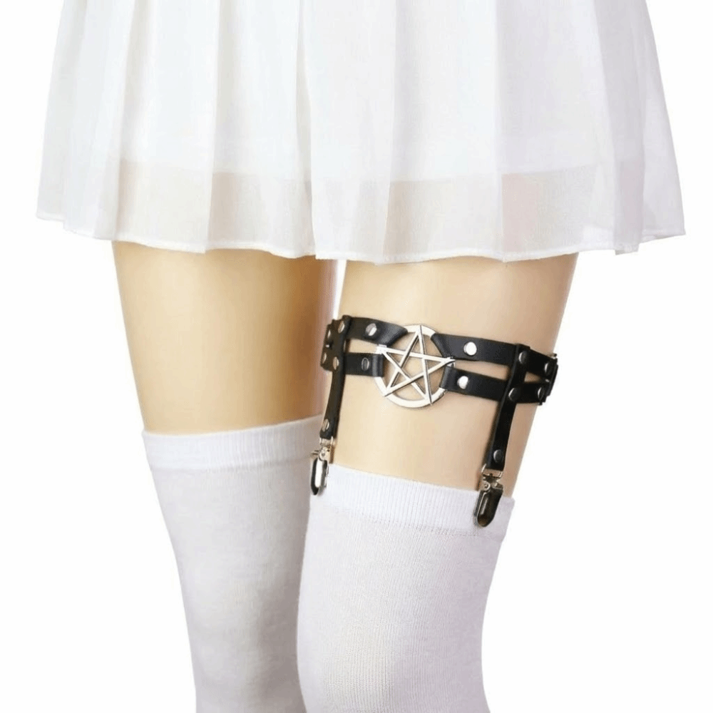 Cool Adjustable Pentagram Leg  - Leather Work Harness recension och pris