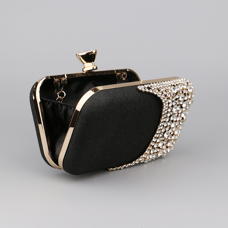 2023 Diamond Women Luxury Clut - Leatherwork Rivets recension och pris